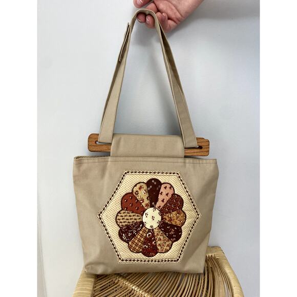 Handmade Quilted Patchwork Wood Handle Small Tote Bucket Bag - Picture 2 of 13
